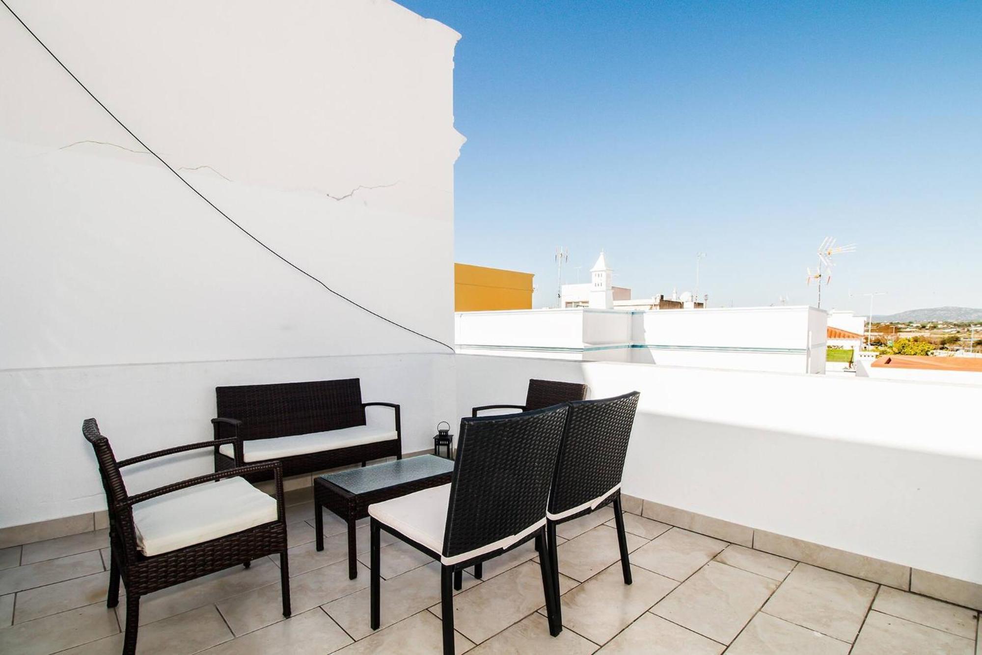 Casa Do Carmo Fuzeta By Junto Ao Mar Villa Exterior photo